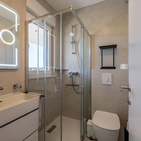Penthouse Alure *