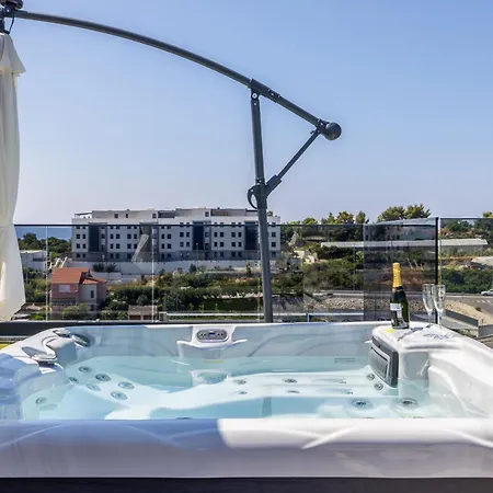 Penthouse Alure Apartmán *