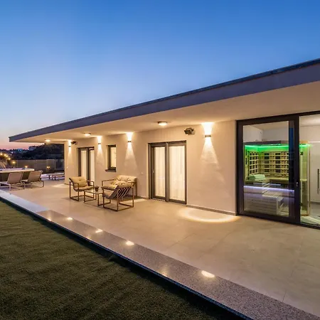 Penthouse Alure Appartement *