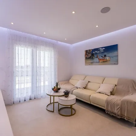 Penthouse Alure *